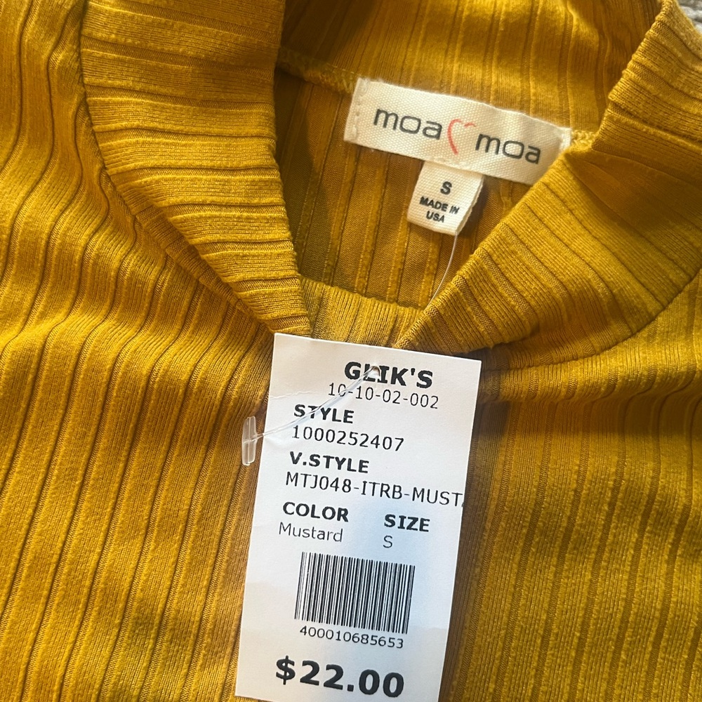 Cropped long sleeve - Picture 2 of 2